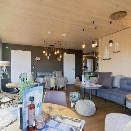 Awesome In Lembruch-dmmer See With Wifi And Indoor Swimming Pool *
